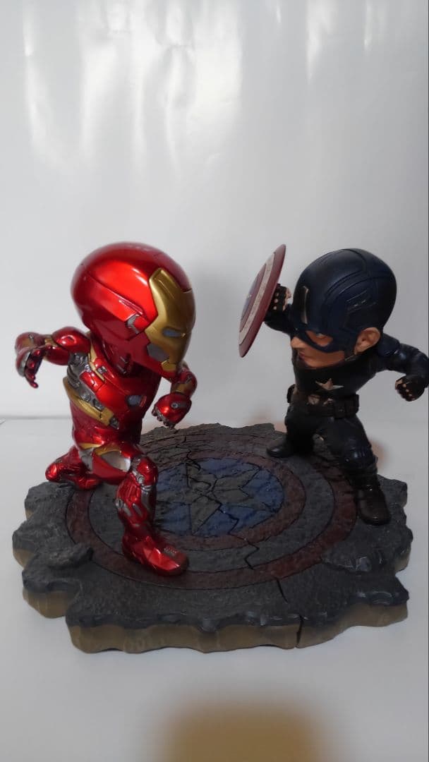 egg attack アイアンマン キャプテン・アメリカ フィギュア