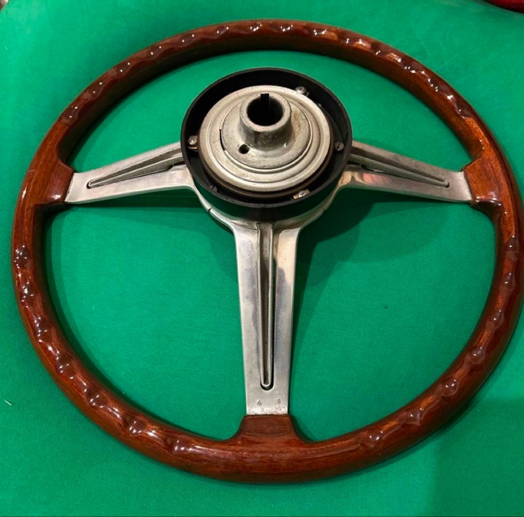 m*i様 ALFAROMEO 純正ステアリング 1971