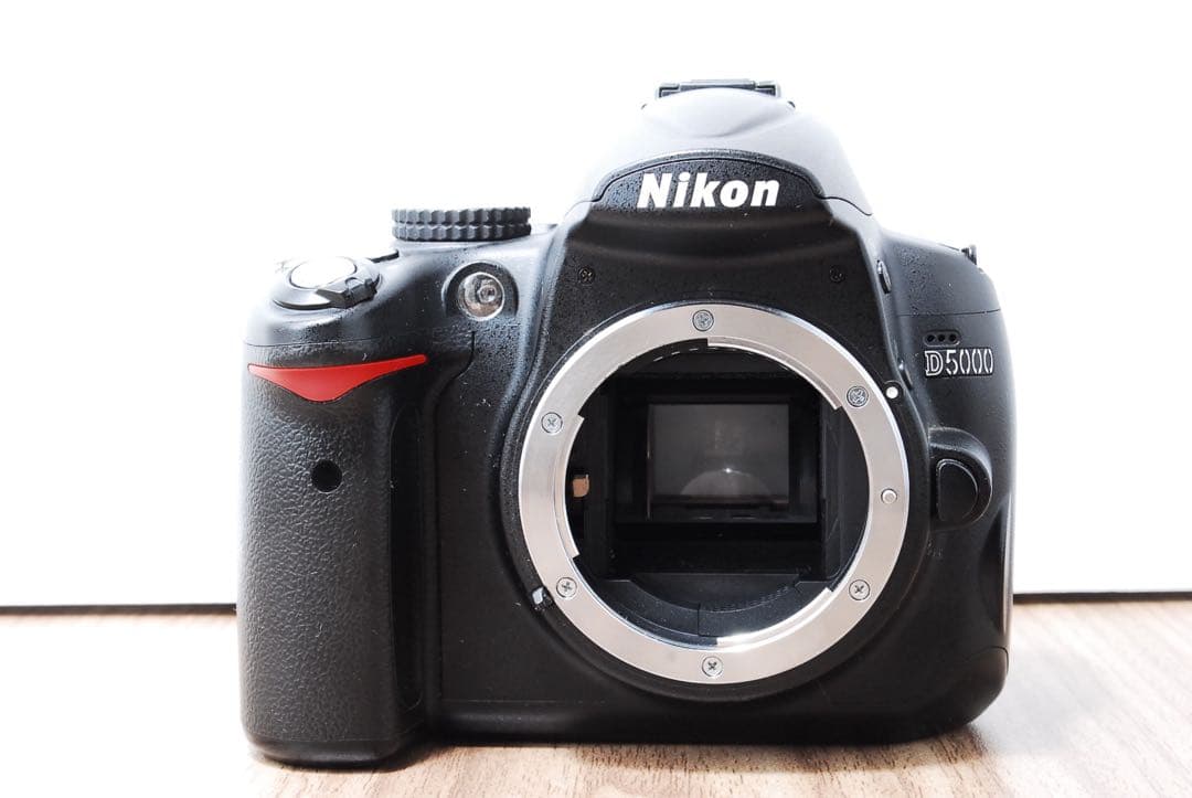1/11限定価格✨❤️カメラ入門モデル❤️Nikon D5000 ダブルレンズセット