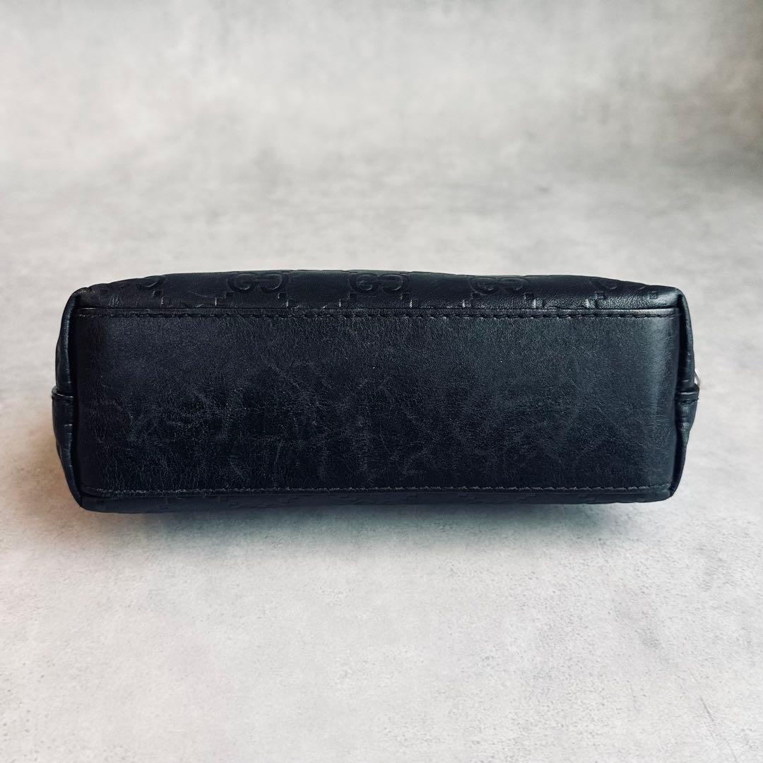 バッグ GUCCI GG Shima Leather Pouch