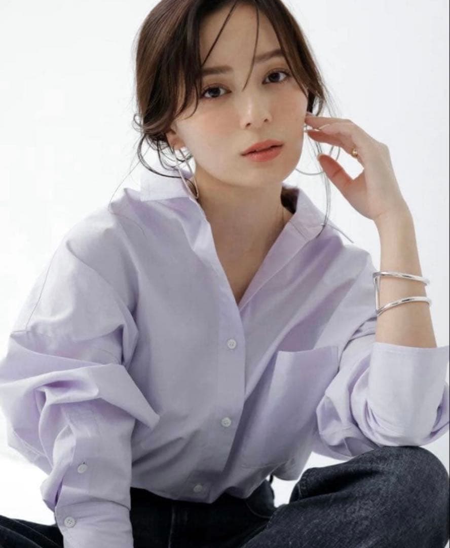 一回のみ着用　美品　anuans スタンダードシャツ　ラベンダー