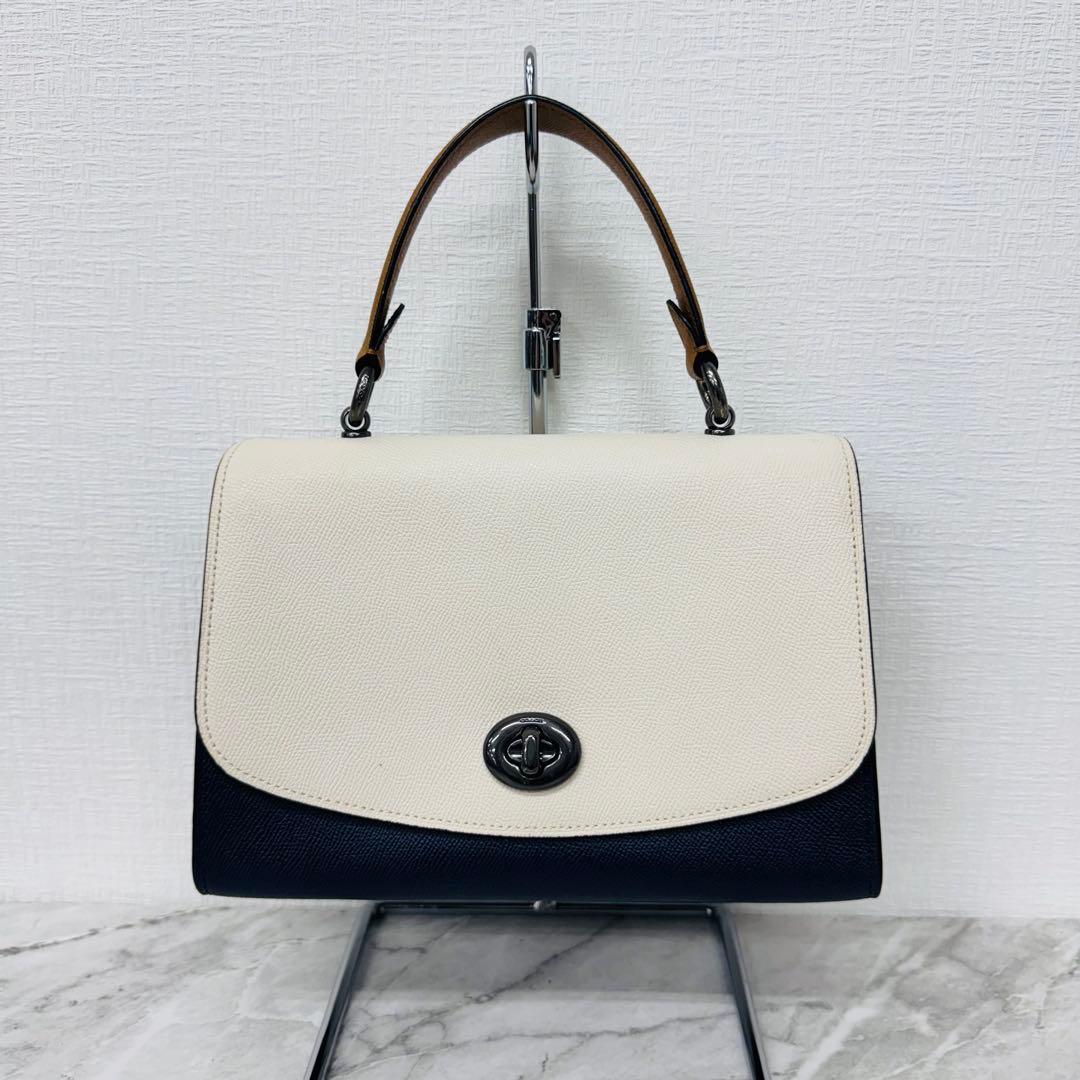 ✨COACH✨コーチ✨ターンロック✨ホワイト✨ネイビー✨ピンク✨レザー✨バッグ✨