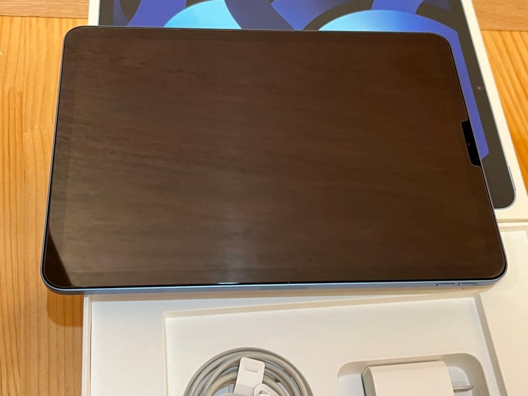 iPad Air ブルー 第5世代Wi-Fi充電器付き
