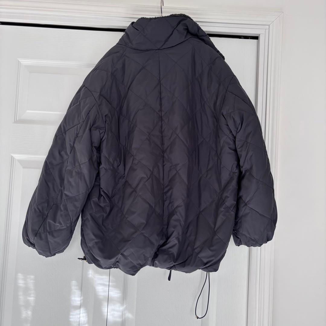 【TAION×UNFILO】リバーシブルボアダウン　Mサイズ　チャコール　美品