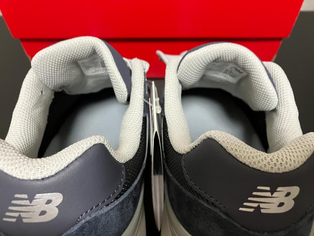 【新品】ニューバランス MW880 v6 Fresh Foam 27cm 4E