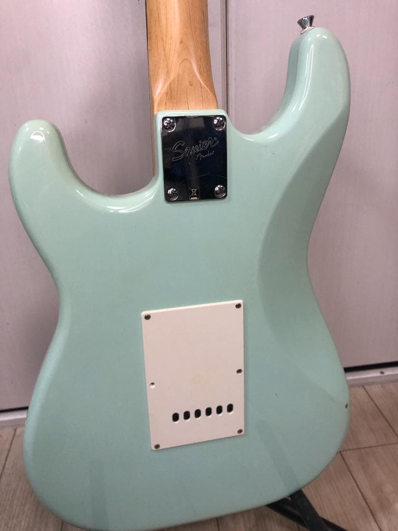 Fender Squier ストラトキャスター ギグバッグ付き