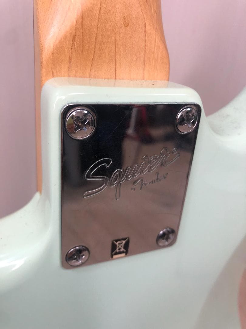 Fender Squier ストラトキャスター ギグバッグ付き