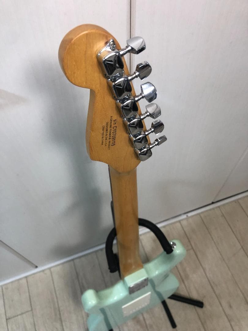 Fender Squier ストラトキャスター ギグバッグ付き