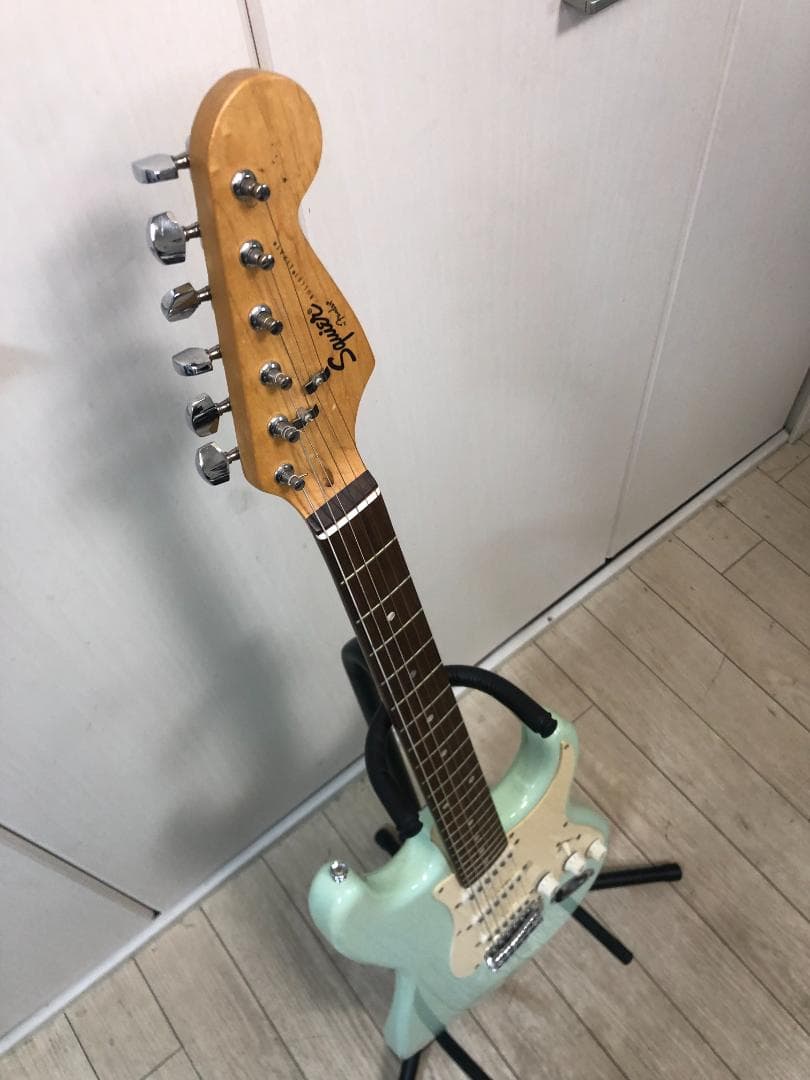 Fender Squier ストラトキャスター ギグバッグ付き