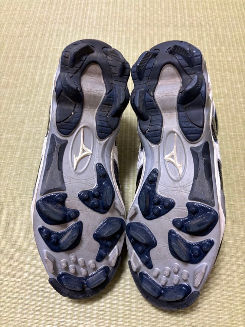 Mizuno pro 支給品野球スパイク ミドルカット 黒/青/白
