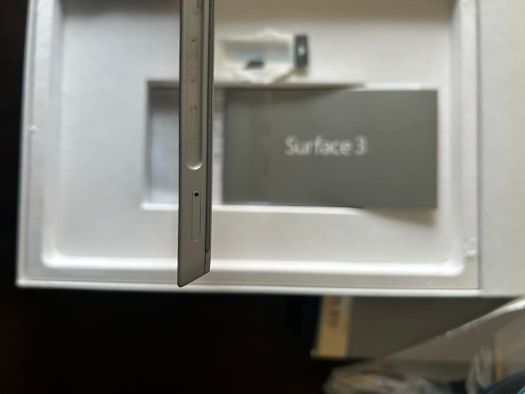 Surface3 Microsoft 美品　LTE 64GB nano sim