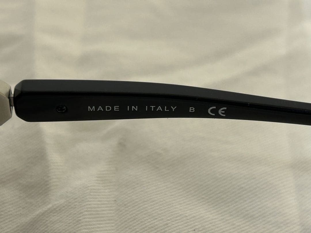 CHANEL シャネル ブラックサングラス イタリア製