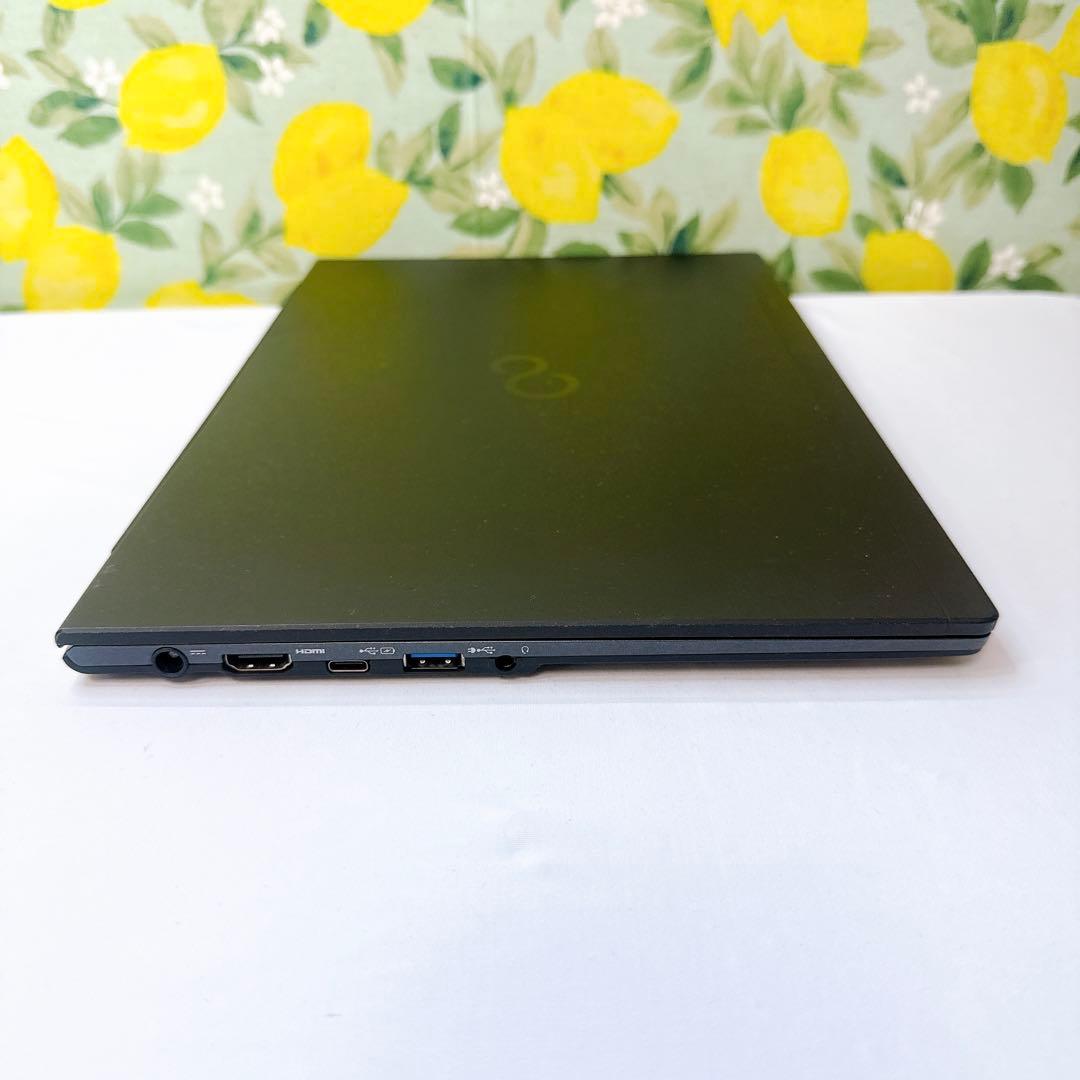 【第8世代】軽量コンパクト・持ち運びに最適・仕事もプライベートもこれ1台で完結