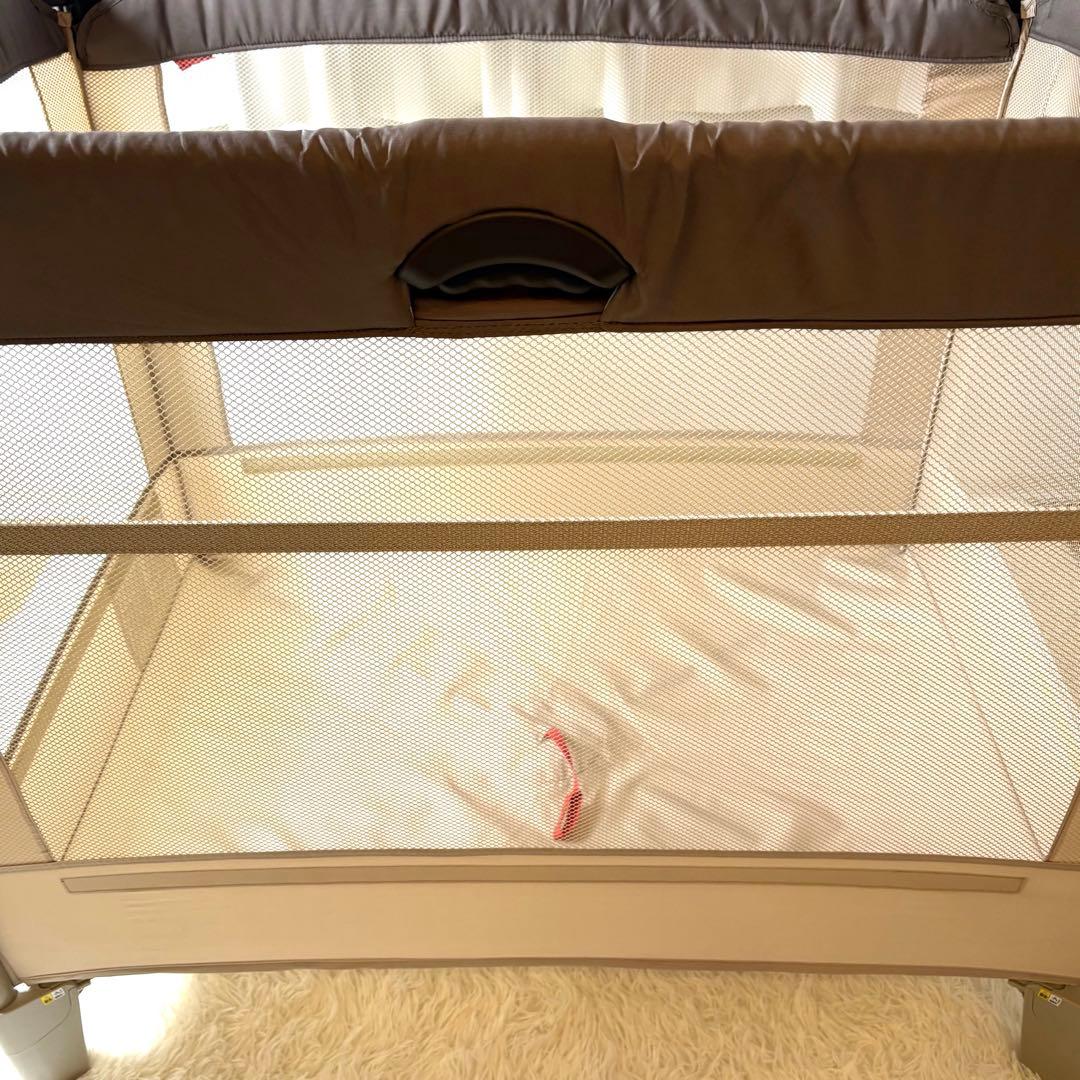 美品✨Aprica ココネルエアー 折り畳み ベビーベッド ココア 66047