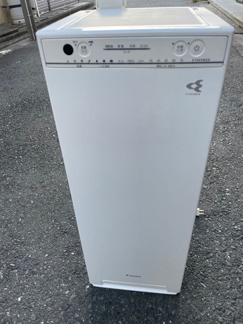 ホワイト 縦型 空気清浄機