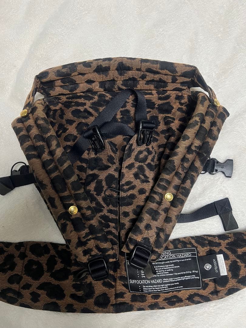 アーティポッペ抱っこ紐