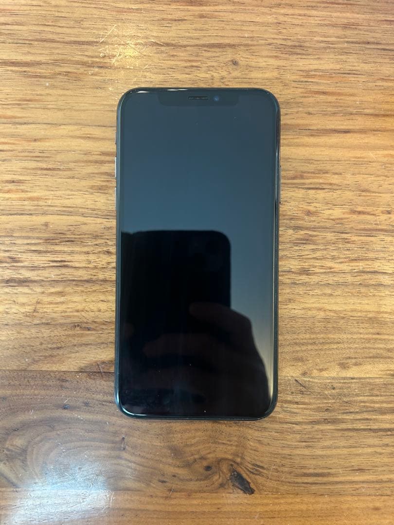 Apple iPhone Xs ブラック 本体