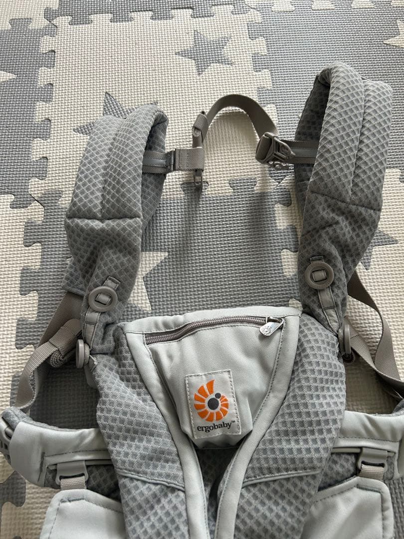 【比較的綺麗です】　エルゴベビー オムニブリーズ　 グレー 抱っこ紐