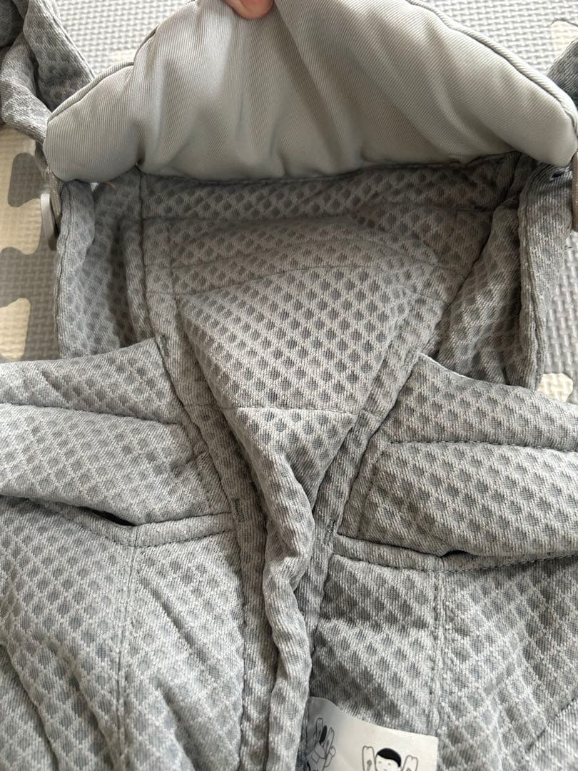 【比較的綺麗です】　エルゴベビー オムニブリーズ　 グレー 抱っこ紐