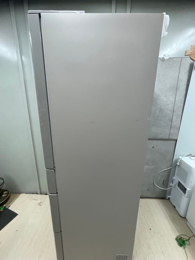 HITACHI 冷蔵庫 R-S40K 2020年製