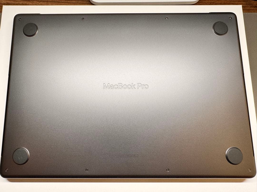 m MacBook Pro 14インチ M4 24GB 512GB