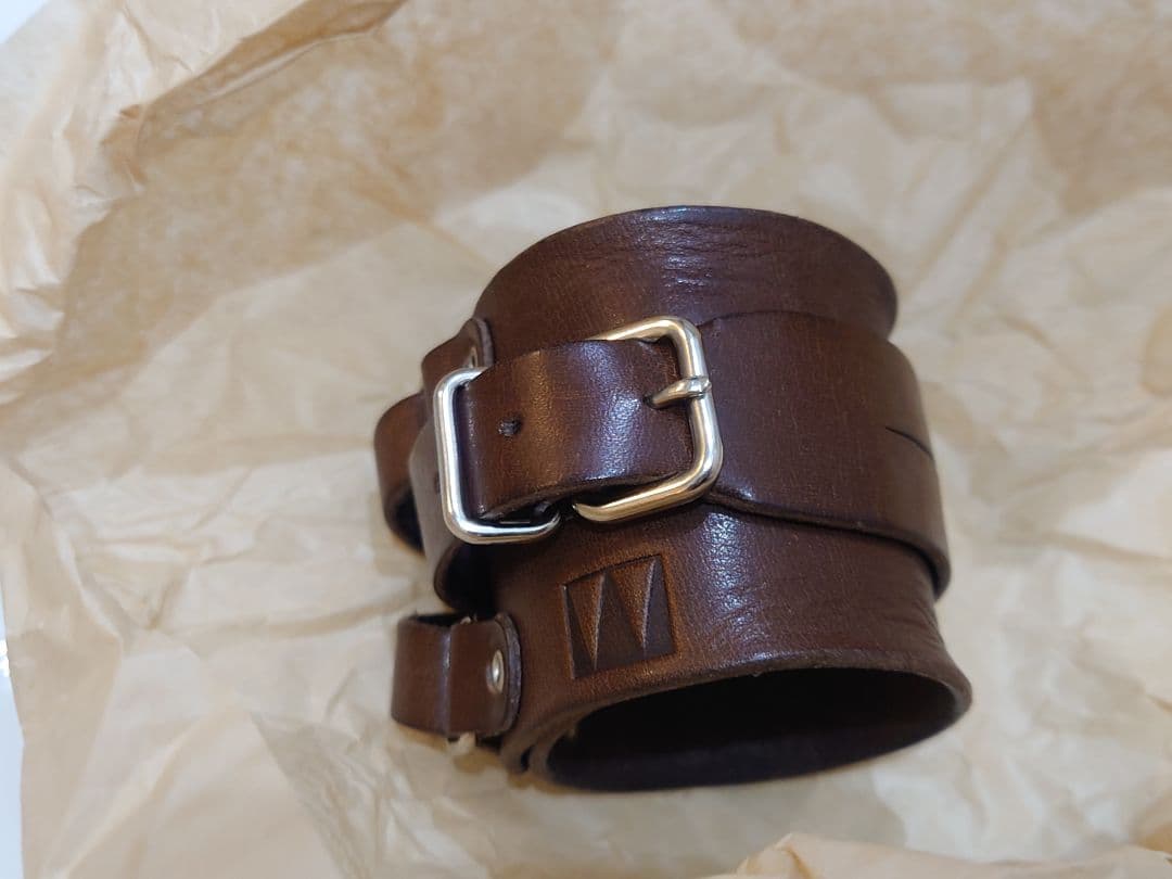 WEEKEND sequel peel&lift レザーブレス BROWN