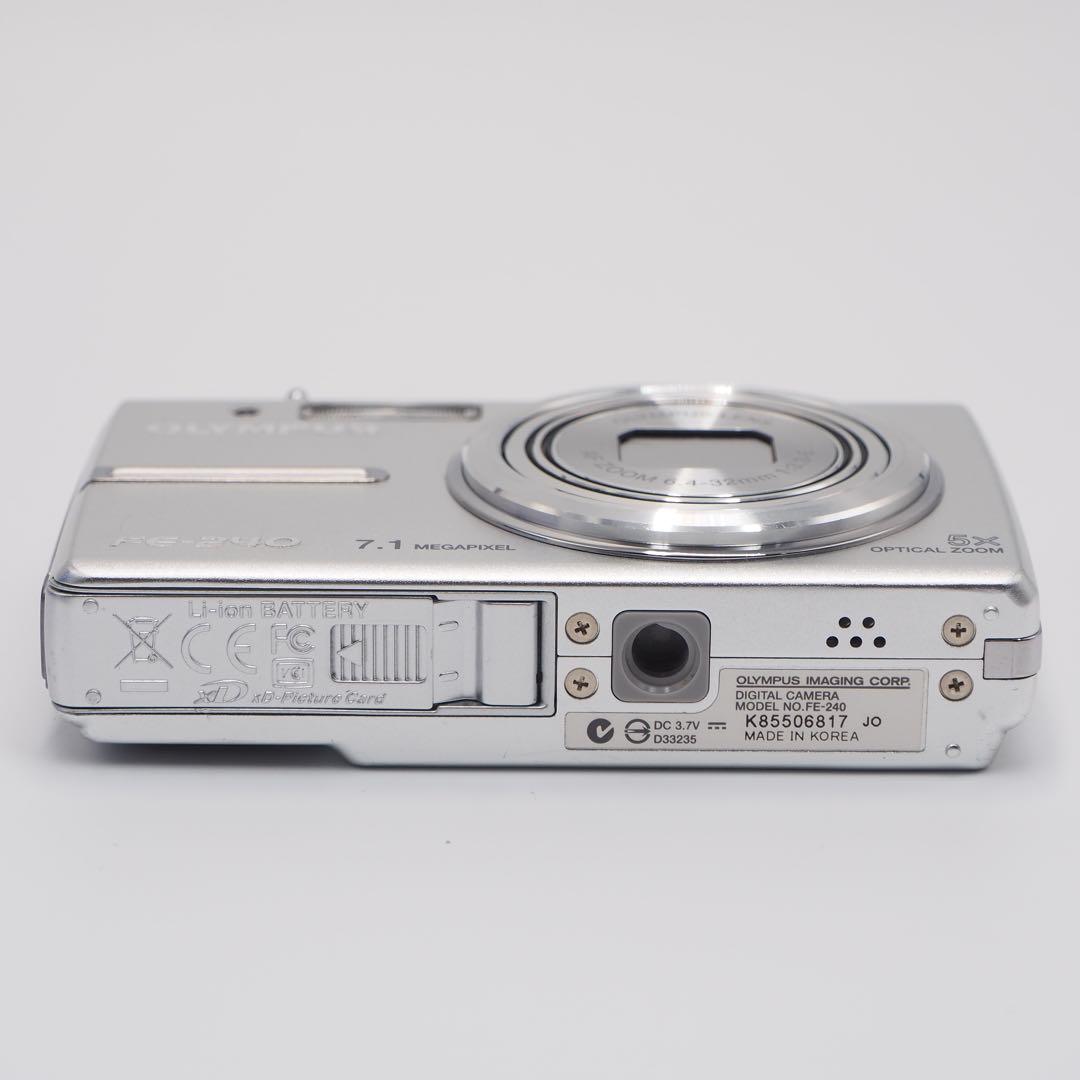 デジタルカメラ OLYMPUS FE-240 状態良好 付属品あり