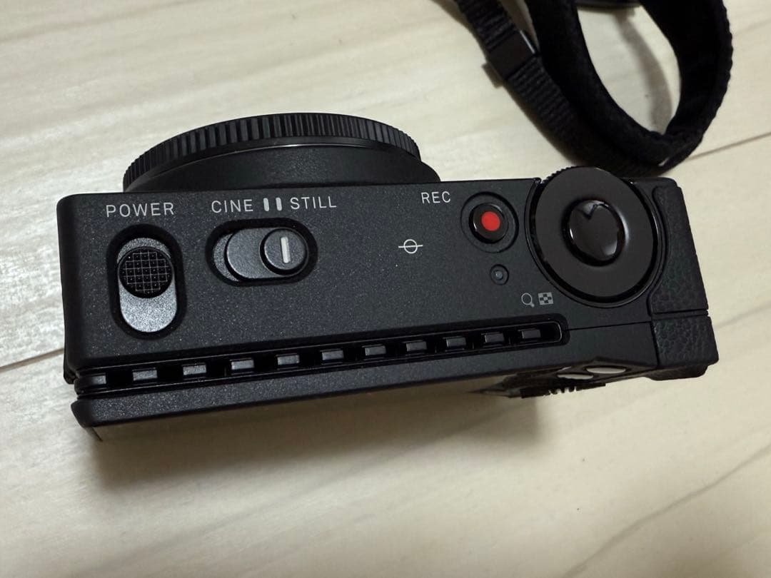 デジタルカメラ SIGMA fp L