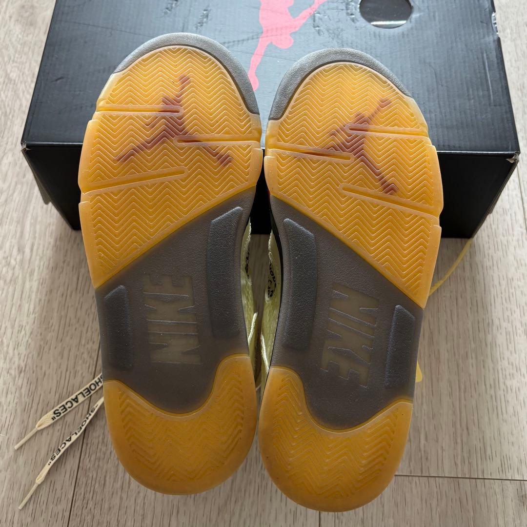 靴 OFF-WHITE NIKE AIR JORDAN 5 SAIL