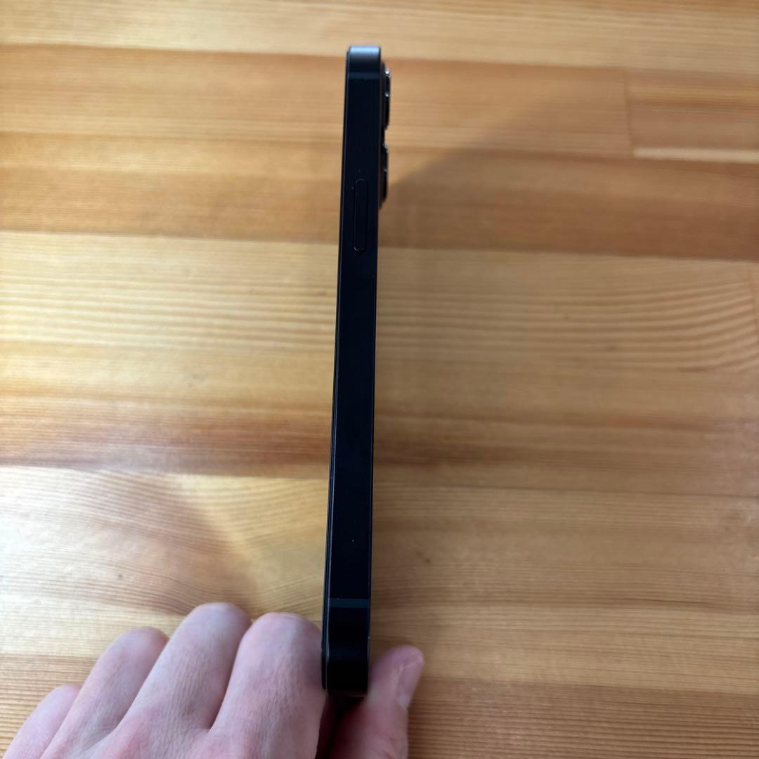 Apple iPhone 13 128GB ブラック