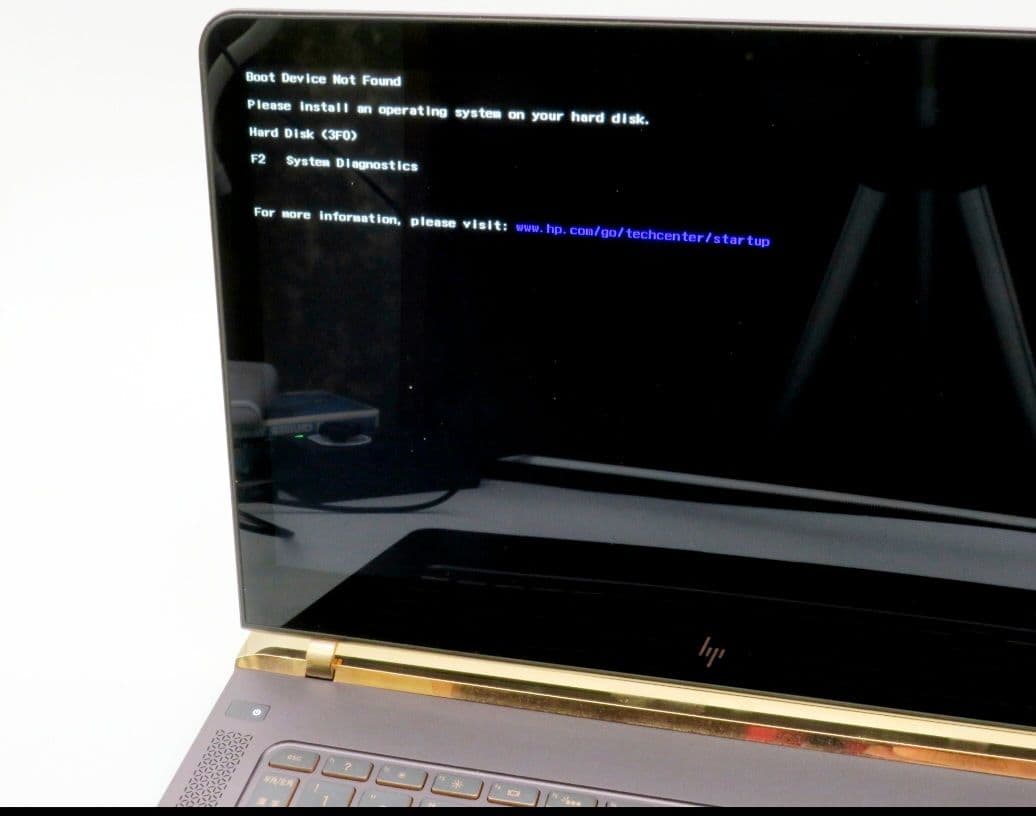 【ジャンク扱い】HP Spectreアッシュブラック7世代i7