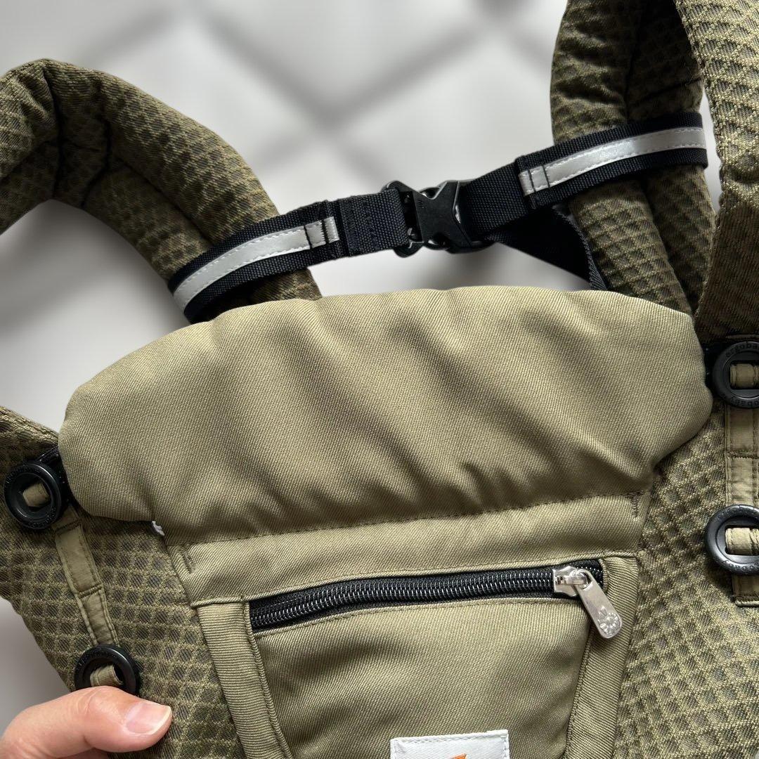 ergobaby エルゴ OMNI breeze OLIVE GREEN