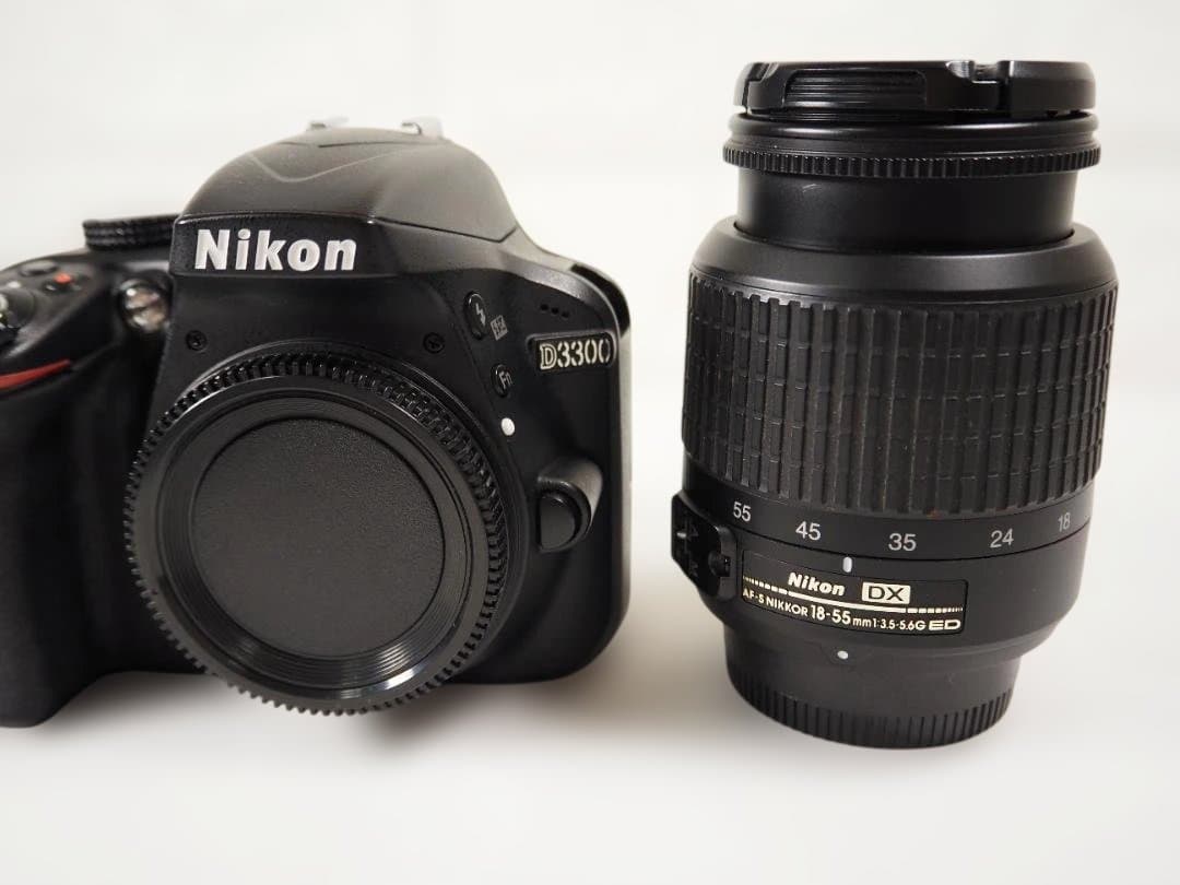 Nikon 一眼レフカメラ　D3300　レンズキット