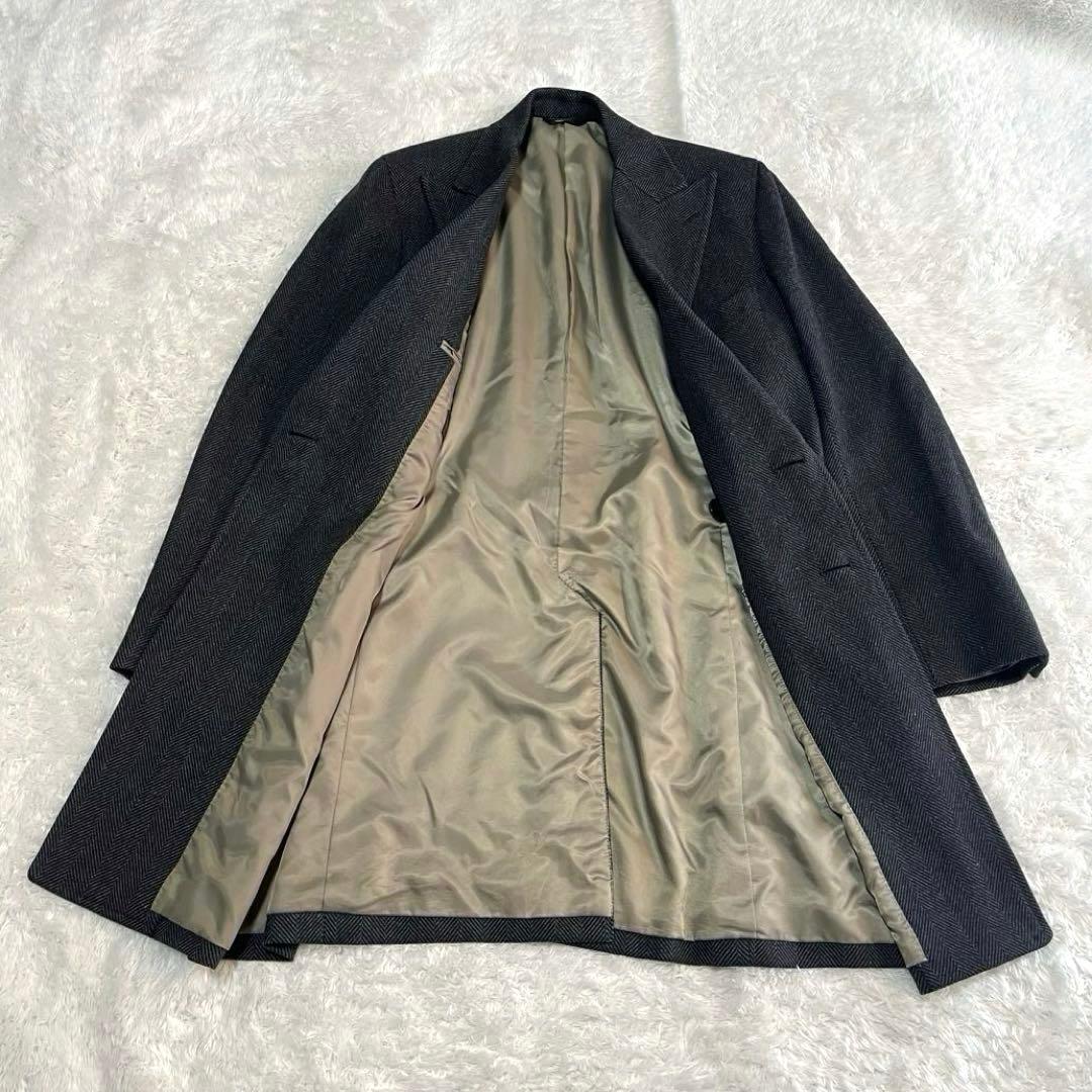 美品　麻布テーラー　カシミヤ混　ダブルチェスターコート　ヘリンボーン柄