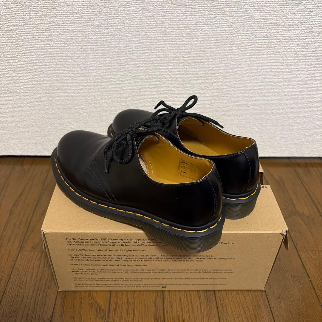 靴 Dr. Martens