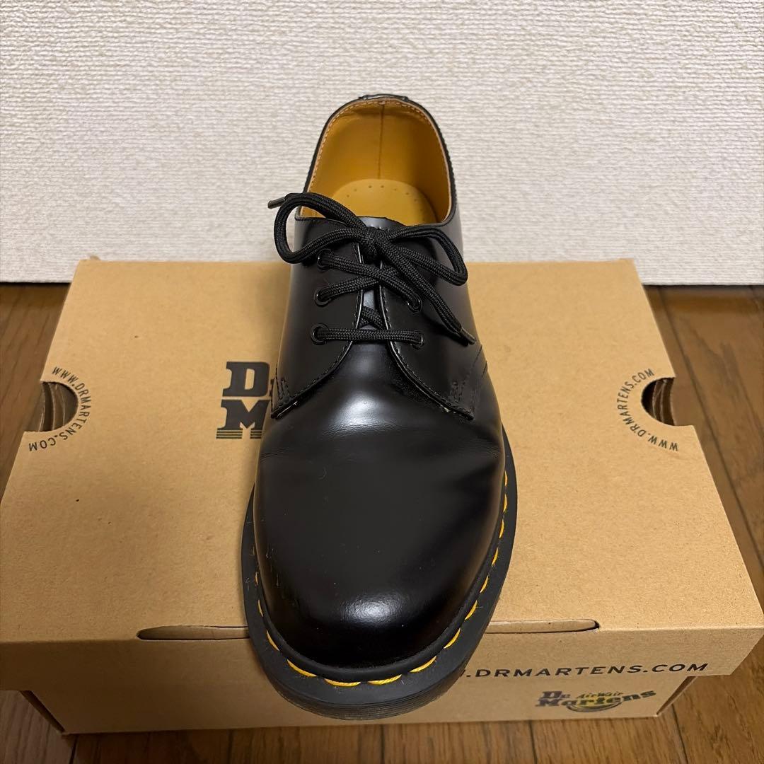 靴 Dr. Martens