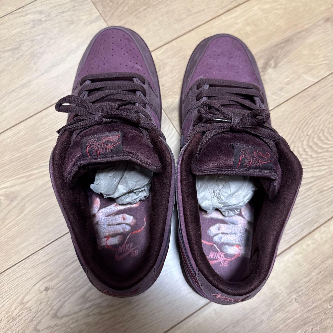 靴 NIKE SB DUNK LOW PRM \"City of love\"