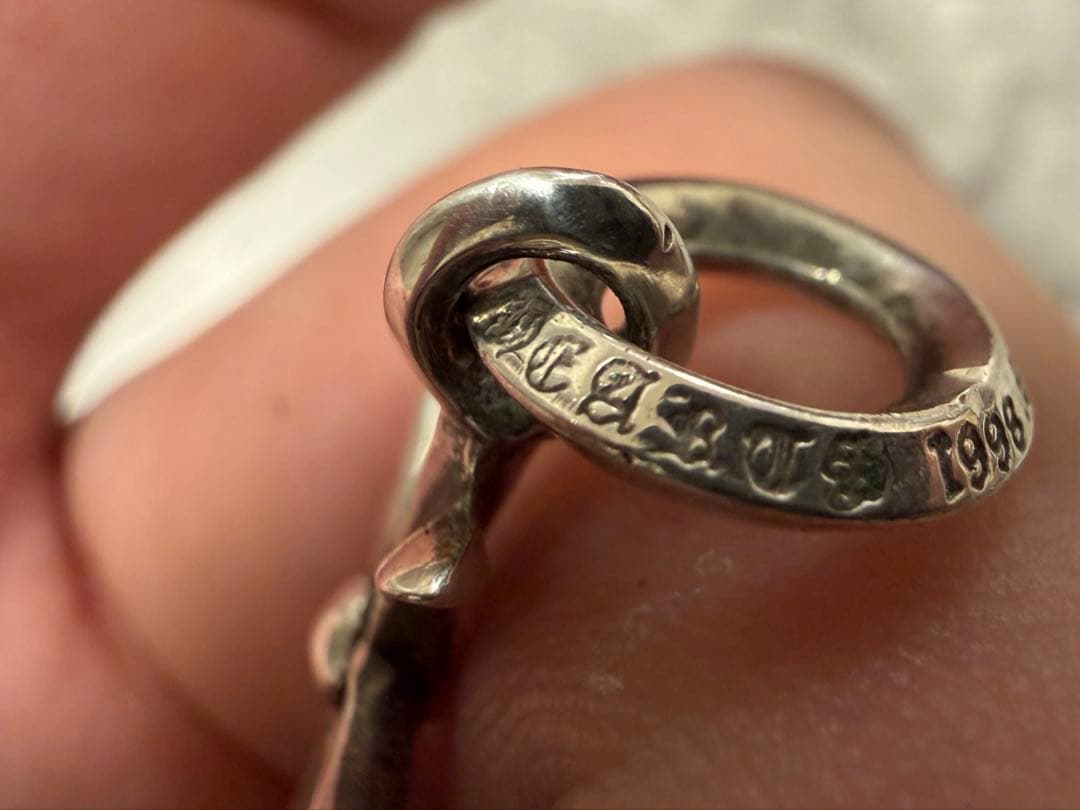 クロムハーツ　タイニーCHクロス