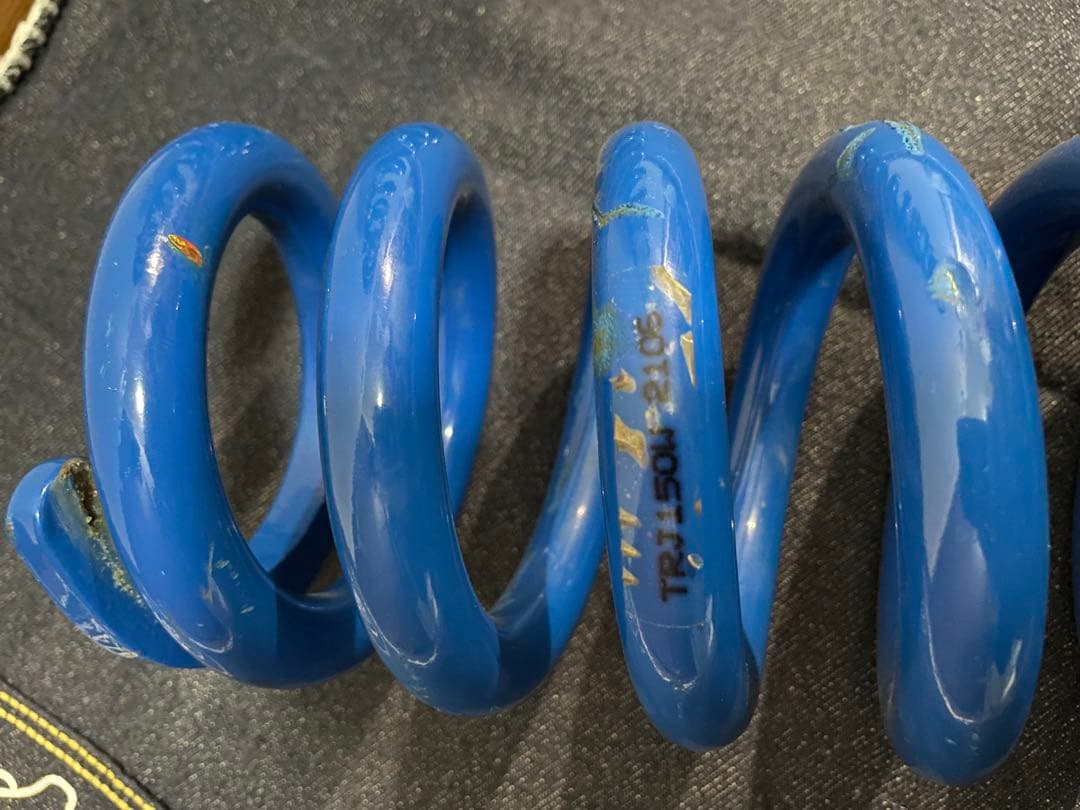 u*3様 カディス　150 プラド　ガソリン用　フロント2インチ　リフトアップ