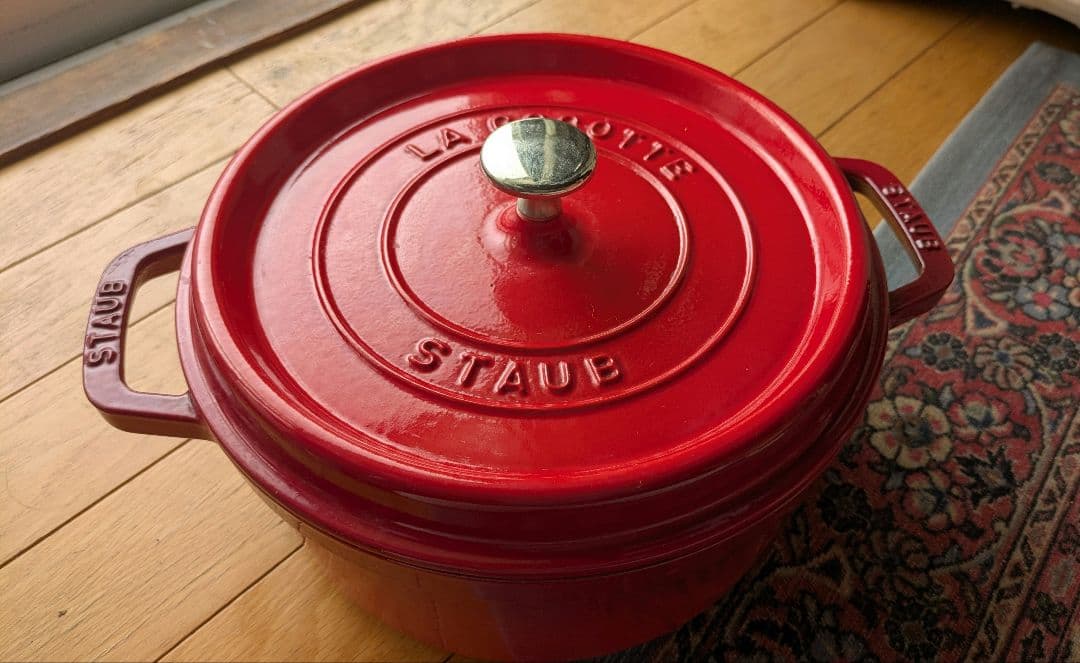STAUB LA COCOTTE レッド 中型24ストウブ両手鍋　赤