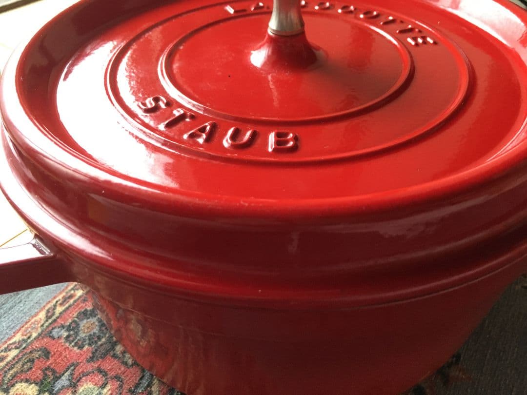 STAUB LA COCOTTE レッド 中型24ストウブ両手鍋　赤