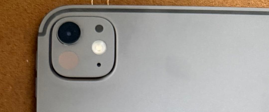 たた　iPad Pro M4 13インチ