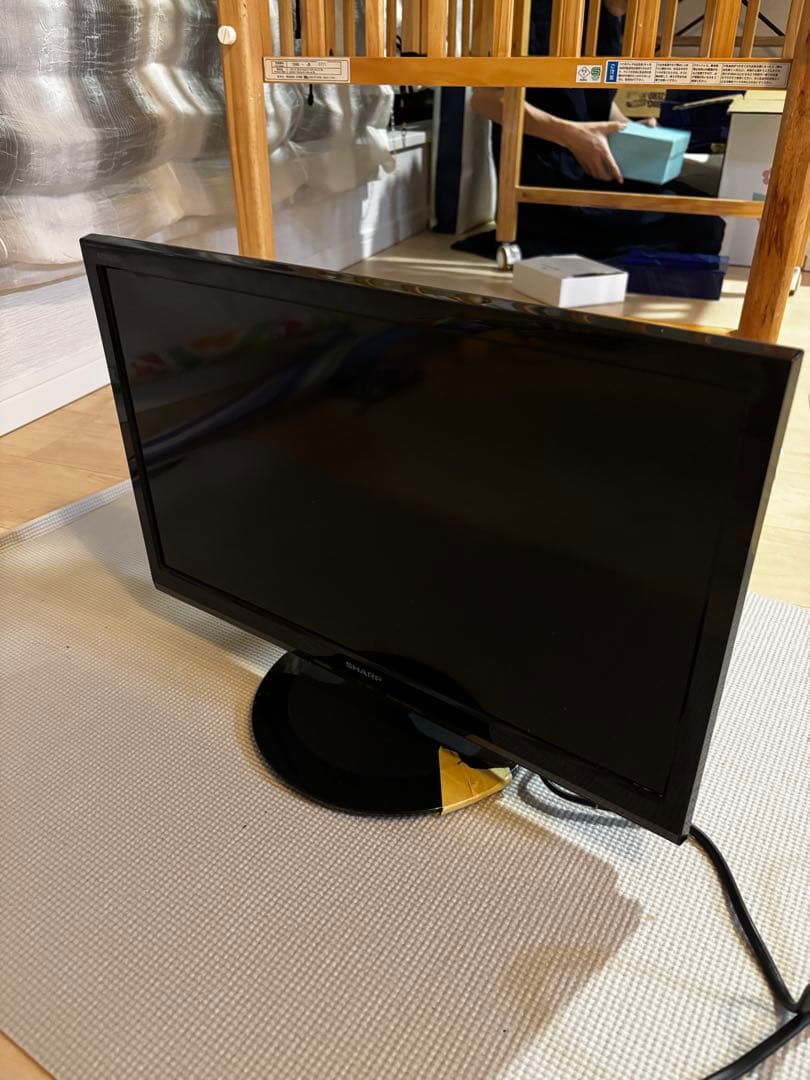 SHARP AQUOS 19インチ 液晶テレビ（LC-19P5）