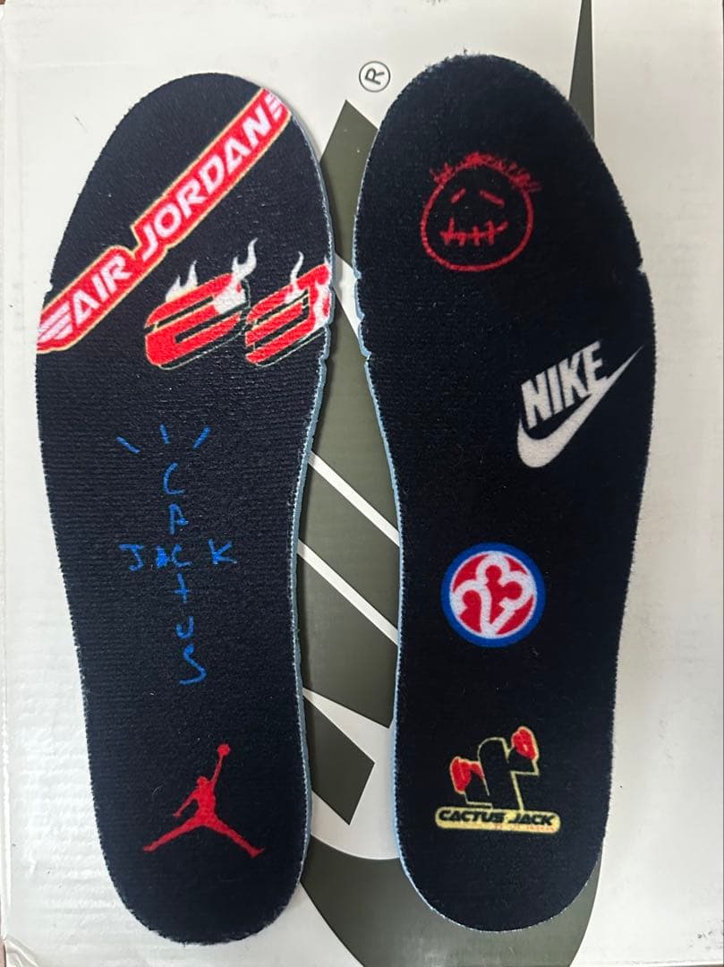 20.5㌢TravisScott×NikeJordan1 MediumOlive