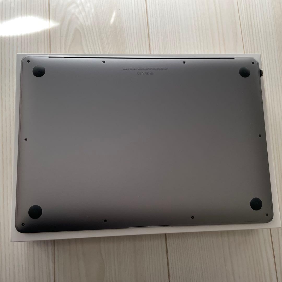 Apple MacBook Air M1 16GB、256GB SSD