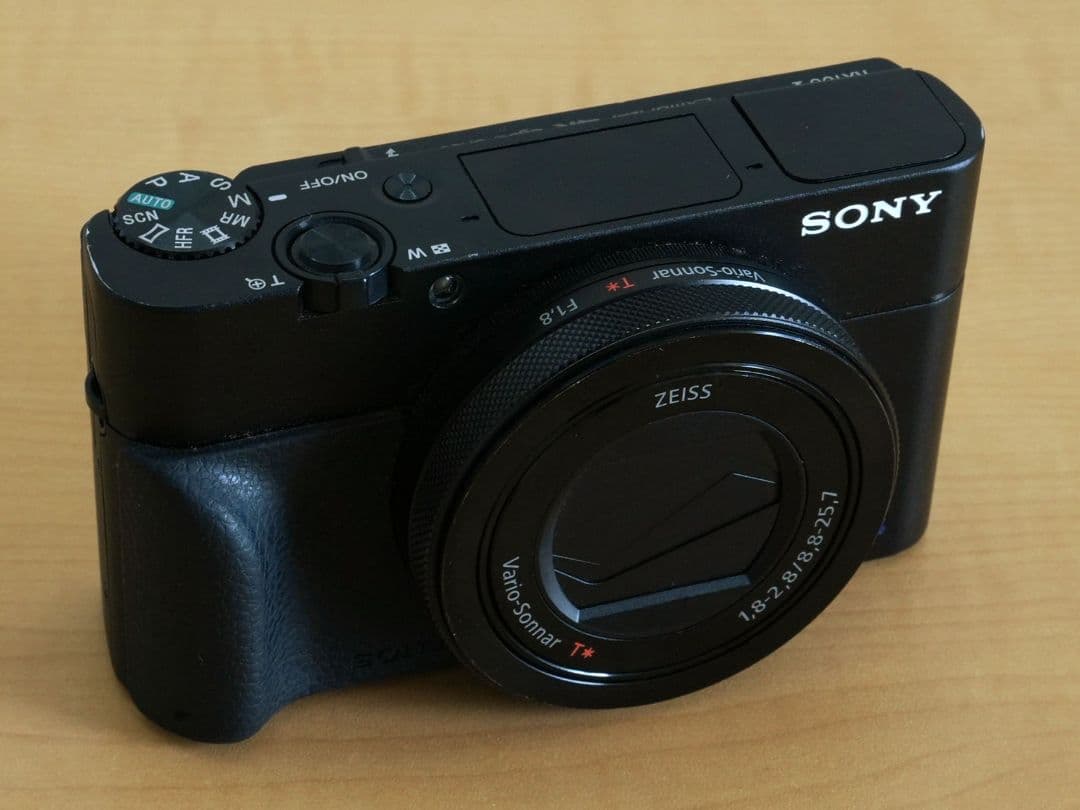 SONY サイバーショット DSC-RX100M5A