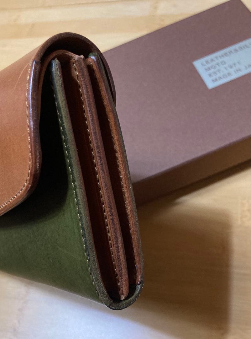 MOTO 長財布　レザー