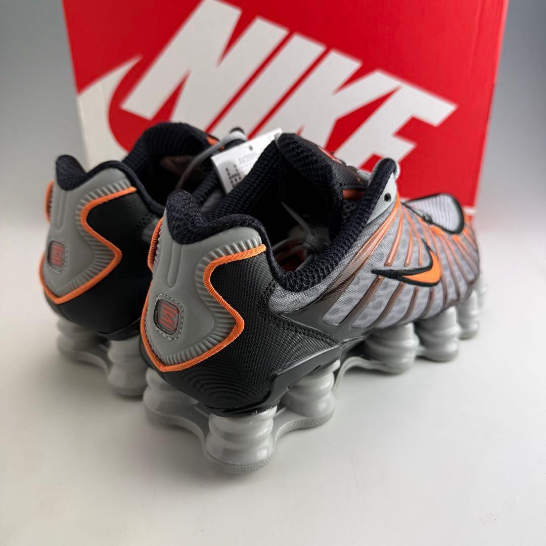 28cm ナイキ ショックス TL \"ブライトマンダリン\"