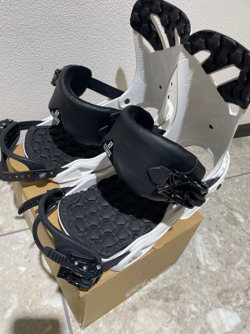 SALOMON サロモン RHYTHM リズム ビンディング　M