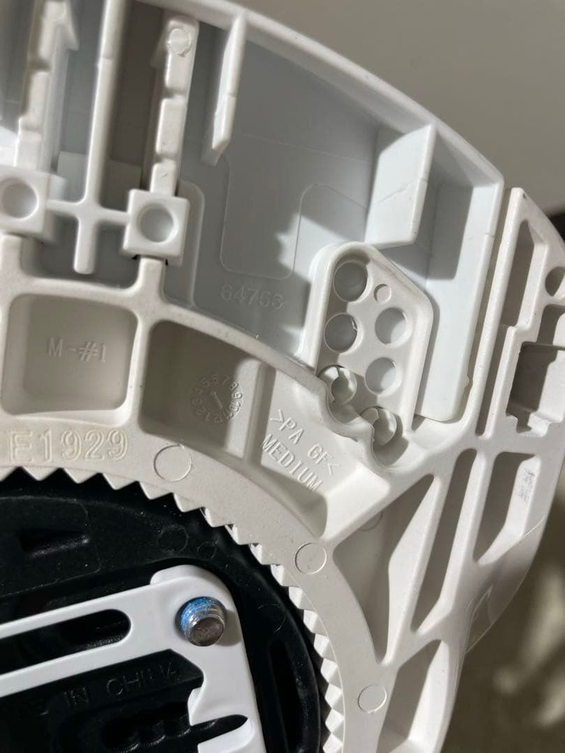 SALOMON サロモン RHYTHM リズム ビンディング　M